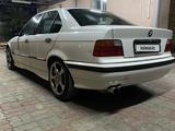 BMW 328 1995 года за 2 050 000 тг. в Алматы – фото 3