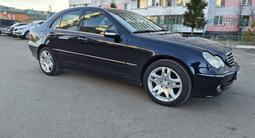 Mercedes-Benz C 230 2004 года за 4 000 000 тг. в Петропавловск – фото 3