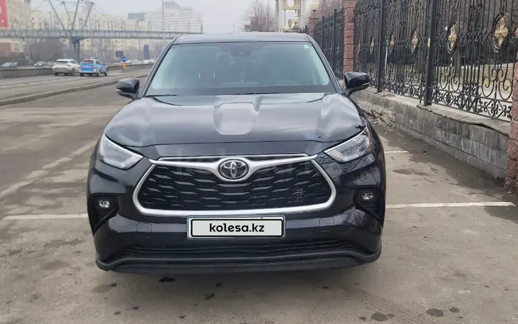 Toyota Highlander 2022 года за 24 000 000 тг. в Алматы