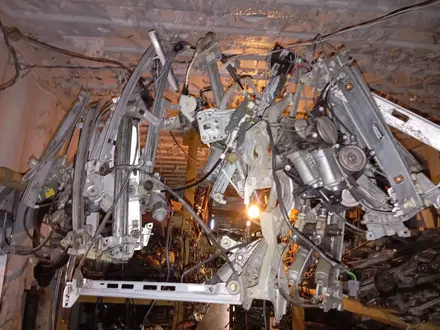 Блок управления стеклоподьемник за 10 000 тг. в Астана – фото 10