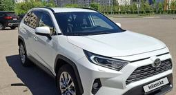 Toyota RAV4 2020 года за 13 600 000 тг. в Астана – фото 4
