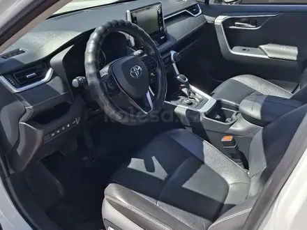 Toyota RAV4 2020 года за 14 400 000 тг. в Астана – фото 5