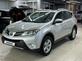 Toyota RAV4 2014 года за 12 000 000 тг. в Уральск – фото 2