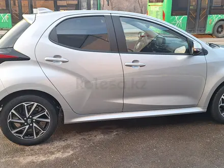 Toyota Yaris 2023 года за 15 300 000 тг. в Алматы – фото 8