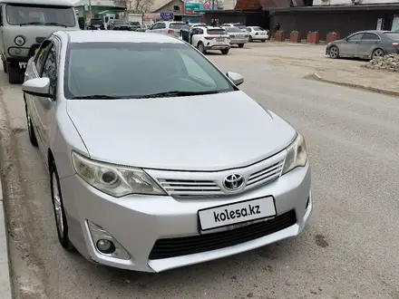 Toyota Camry 2014 года за 7 500 000 тг. в Жанаозен – фото 3