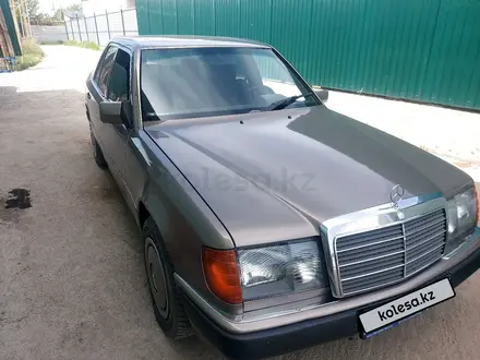 Mercedes-Benz E 230 1991 года за 1 300 000 тг. в Алматы – фото 5