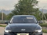 Hyundai Elantra 2024 годаfor9 500 000 тг. в Алматы