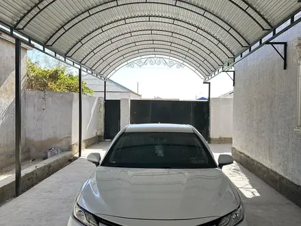 Toyota Camry 2020 года за 16 500 000 тг. в Актау