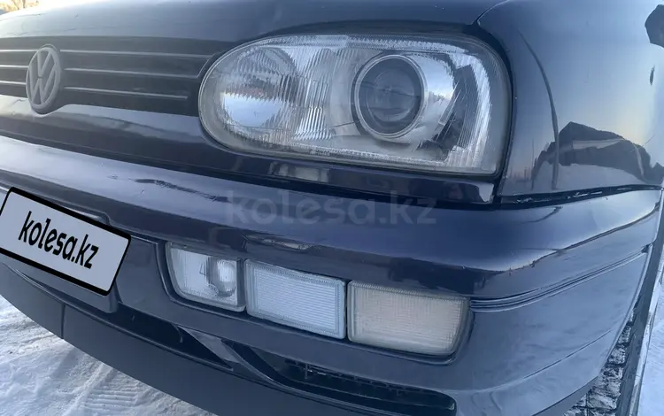 Volkswagen Golf 1997 годаүшін1 400 000 тг. в Уральск