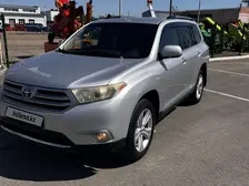 Toyota Highlander, 2011