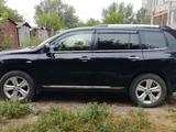 Toyota Highlander 2012 года за 13 000 000 тг. в Семей