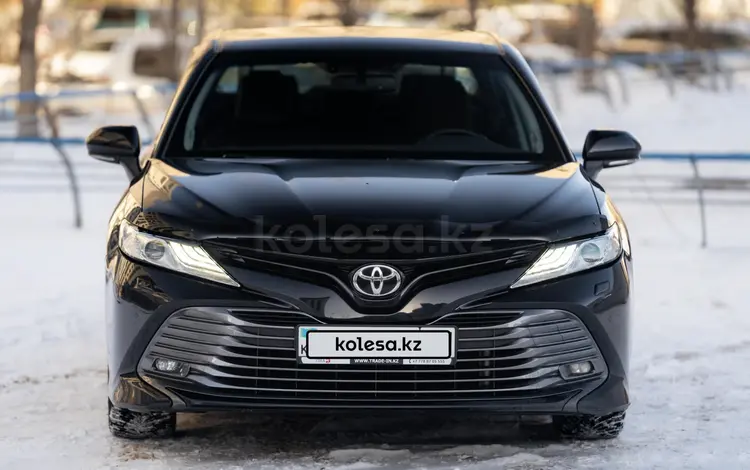 Toyota Camry 2019 года за 15 000 000 тг. в Астана