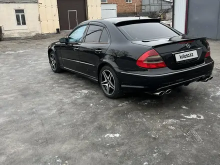 Mercedes-Benz E 320 2003 года за 5 100 000 тг. в Усть-Каменогорск – фото 6