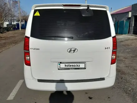Hyundai H-1 2015 года за 10 800 000 тг. в Павлодар – фото 4