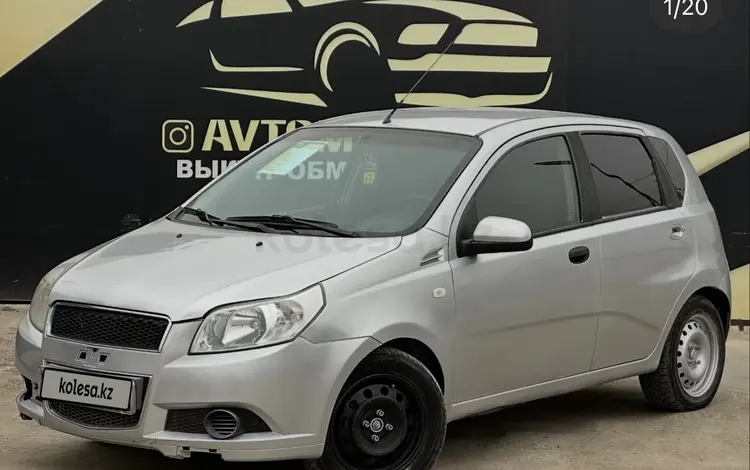 Chevrolet Aveo 2012 годаүшін2 800 000 тг. в Атырау