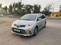 Toyota Sienna 2019 года за 15 500 000 тг. в Алматы