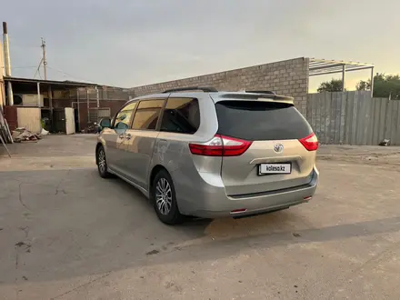 Toyota Sienna 2019 года за 15 500 000 тг. в Алматы – фото 4