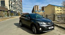 Toyota RAV4 2014 годаfor8 900 000 тг. в Атырау