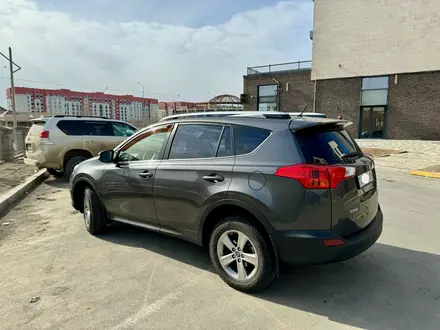 Toyota RAV4 2014 года за 9 500 000 тг. в Атырау – фото 3