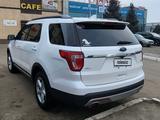 Ford Explorer 2016 года за 9 000 000 тг. в Уральск – фото 4