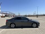 Toyota Camry 2012 года за 7 000 000 тг. в Актобе – фото 4