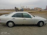 Mercedes-Benz E 200 1999 года за 1 700 000 тг. в Караганда – фото 4
