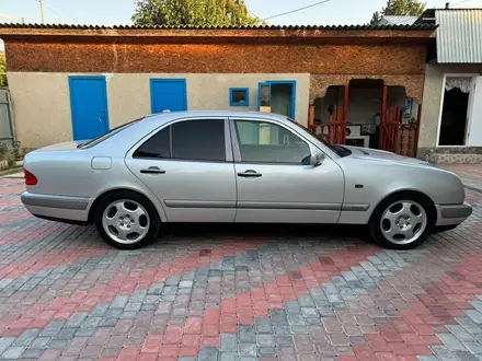 Mercedes-Benz E 430 1997 года за 5 000 000 тг. в Алматы – фото 10