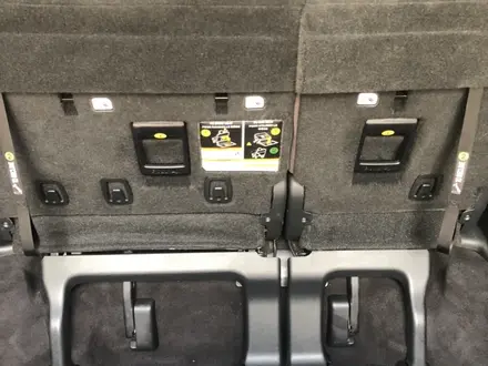 Toyota Sienna 2021 года за 28 000 000 тг. в Алматы – фото 9