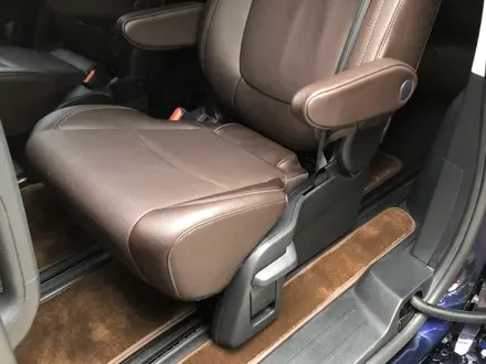 Toyota Sienna 2021 года за 28 000 000 тг. в Алматы – фото 8