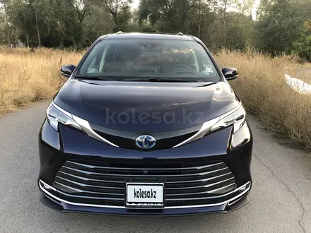 Toyota Sienna 2021 года за 28 000 000 тг. в Алматы – фото 14