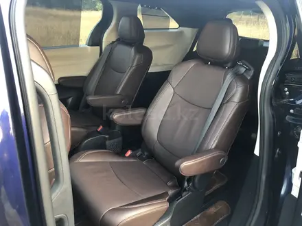 Toyota Sienna 2021 года за 28 000 000 тг. в Алматы – фото 20