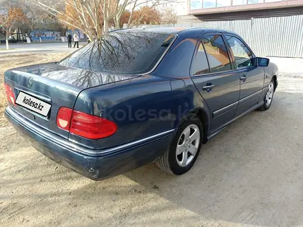 Mercedes-Benz E 280 1995 года за 2 300 000 тг. в Кызылорда – фото 3