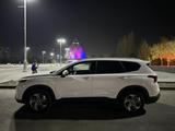 Hyundai Santa Fe 2021 года за 18 500 000 тг. в Астана – фото 2