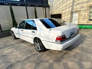 Mercedes-Benz S 320