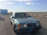 Mercedes-Benz E 220 1993 годаfor1 100 000 тг. в Талдыкорган