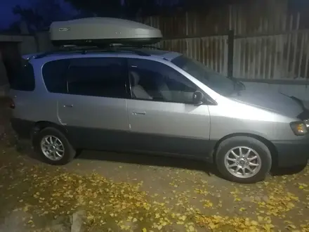 Toyota Ipsum 1998 года за 5 000 000 тг. в Усть-Каменогорск – фото 3