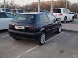 Volkswagen Golf 1994 года за 1 800 000 тг. в Уральск
