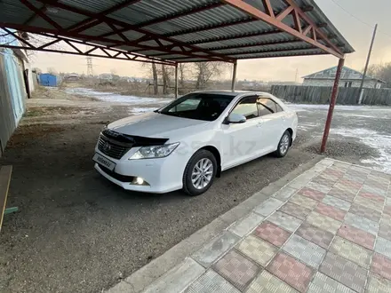 Toyota Camry 2013 года за 10 500 000 тг. в Семей – фото 18