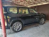 Toyota Land Cruiser 2022 года за 58 000 000 тг. в Алматы – фото 2