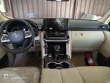 Toyota Land Cruiser 2022 года за 58 000 000 тг. в Алматы – фото 4