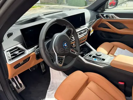 BMW i4 2023 года за 55 000 000 тг. в Алматы – фото 14