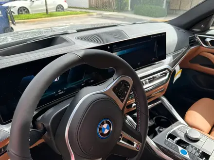 BMW i4 2023 года за 55 000 000 тг. в Алматы – фото 20