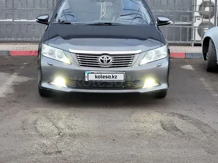 Toyota Camry 2012 года за 9 600 000 тг. в Астана – фото 2
