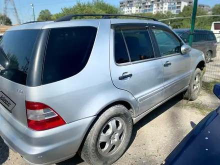 Mercedes-Benz ML 270 2001 года за 2 000 000 тг. в Алматы – фото 5