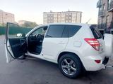 Toyota RAV4 2012 годаүшін8 500 000 тг. в Караганда – фото 5