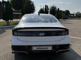 Hyundai Sonata 2024 года за 14 000 000 тг. в Тараз – фото 2
