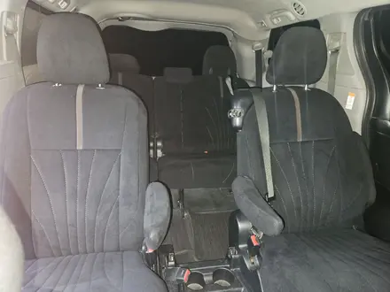 Toyota Sienna 2016 года за 15 500 000 тг. в Алматы – фото 11