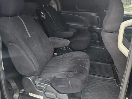 Toyota Sienna 2016 года за 15 500 000 тг. в Алматы – фото 10