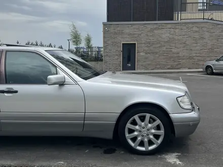 Mercedes-Benz S 320 1997 года за 8 000 000 тг. в Шымкент – фото 11