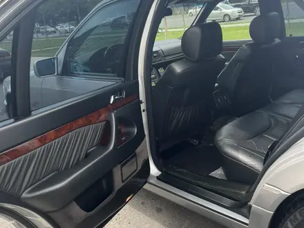 Mercedes-Benz S 320 1997 года за 8 000 000 тг. в Шымкент – фото 21